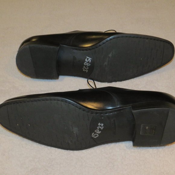 Santoni Men\'s Recent Polished Black Leather Derby Shoe Size 12D main image 4